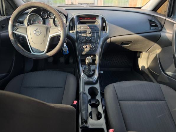 Opel Astra J Рестайлинг с пробегом 2012 года, цена 620 000 рублей, 189500 км, хэтчбек, Автокод Объявления
