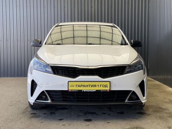 Kia Rio IV Рестайлинг с пробегом 2021 года, цена 2 227 000 рублей, 35335 км, седан, Автокод Объявления