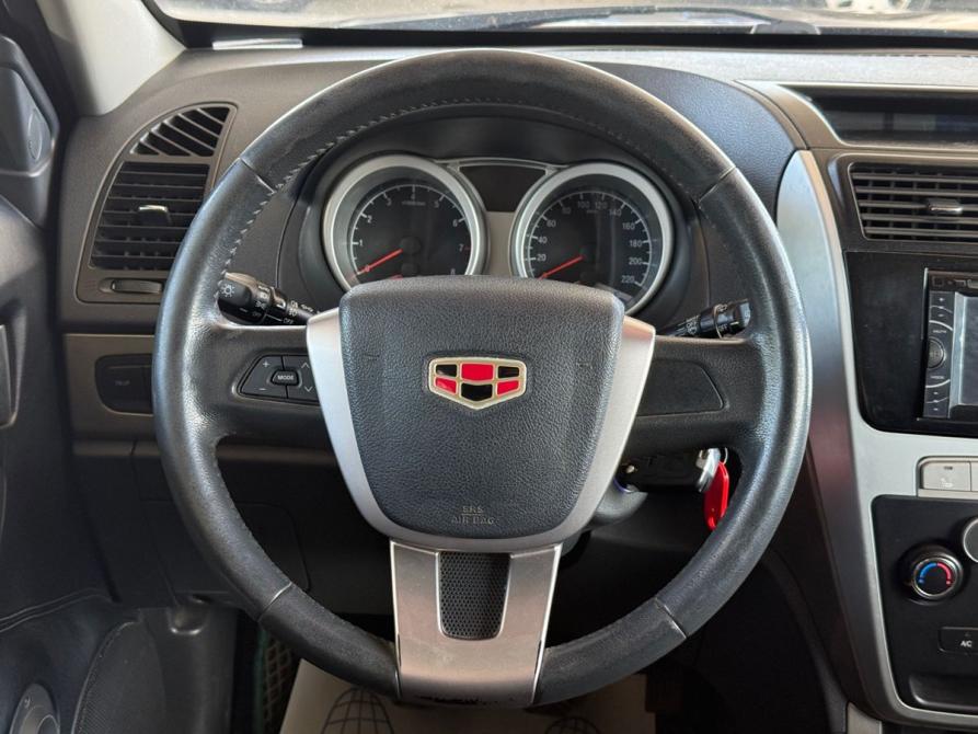 Geely Emgrand X7 I Волгоград  - изображение 13