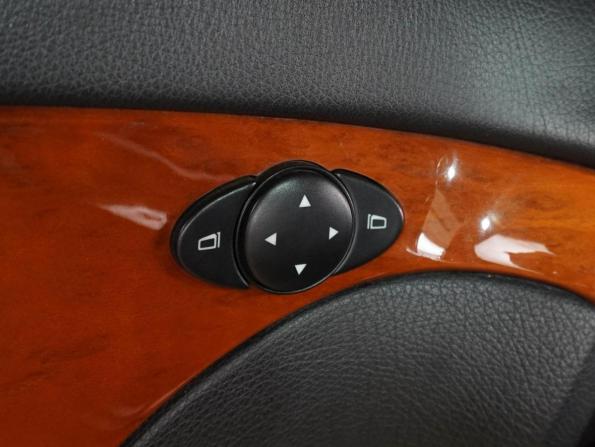 Mercedes-Benz E-Класс III (W211 S211) Рестайлинг с пробегом 2007 года, цена 999 000 рублей, 266739 км, седан, Автокод Объявления