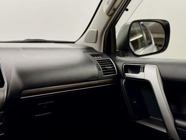 Toyota Land Cruiser Prado 150 Series Рестайлинг 2 с пробегом 2018 года, цена 5 580 000 рублей, 74073 км, внедорожник, Автокод Объявления