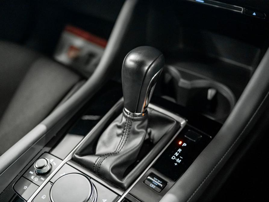 Mazda 3 IV (BP) Красноярск  - изображение 15