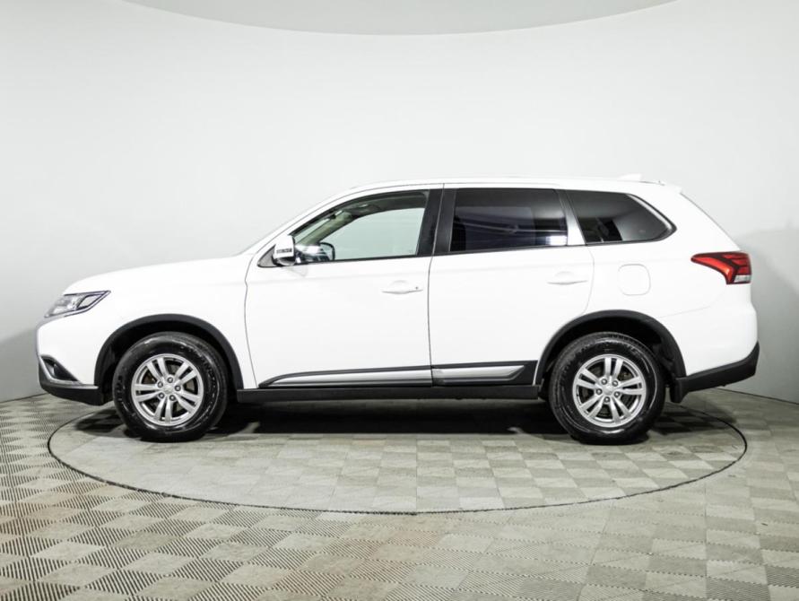 Mitsubishi Outlander III Рестайлинг 3 Санкт-Петербург  - изображение 9
