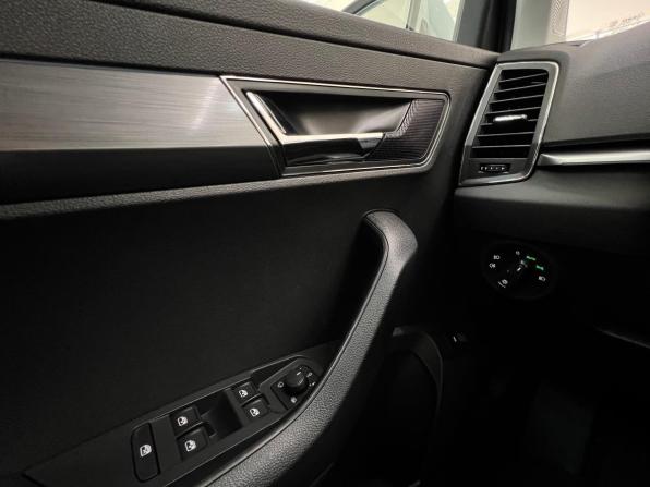 Skoda Karoq I с пробегом 2020 года, цена 2 650 000 рублей, 72627 км, внедорожник, Автокод Объявления