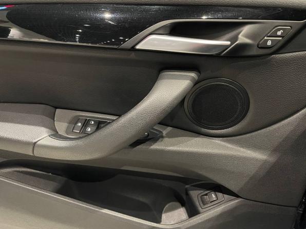 BMW X1 II (F48) Рестайлинг с пробегом 2020 года, цена 2 850 000 рублей, 80612 км, внедорожник, Автокод Объявления