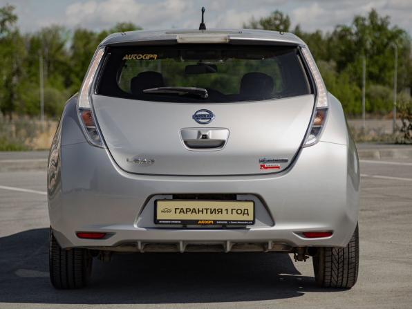Nissan Leaf I (ZE0/AZE0) с пробегом 2011 года, цена 495 000 рублей, 62277 км, хэтчбек, Автокод Объявления