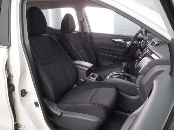 Nissan Qashqai II с пробегом 2017 года, цена 1 649 000 рублей, 173402 км, внедорожник, Автокод Объявления