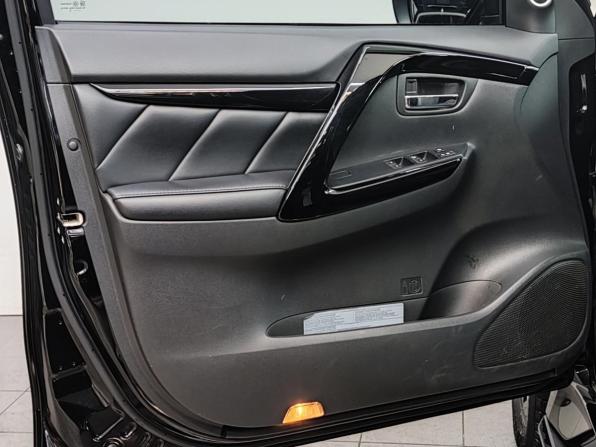 Mitsubishi Pajero Sport III с пробегом 2018 года, цена 2 600 000 рублей, 104813 км, внедорожник, Автокод Объявления