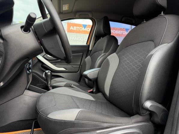 Lada (ВАЗ) XRAY I с пробегом 2019 года, цена 890 000 рублей, 181000 км, хэтчбек, Автокод Объявления