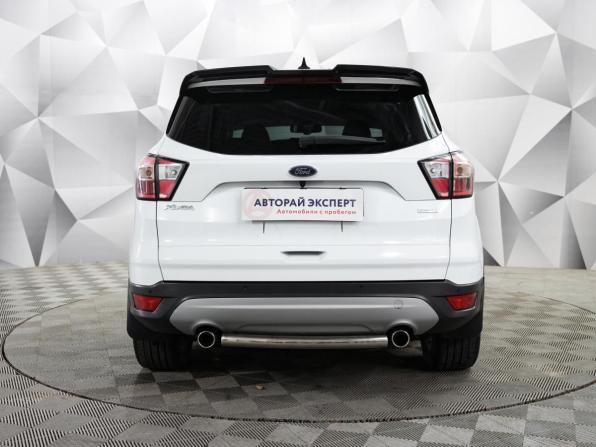 Ford Kuga II Рестайлинг с пробегом 2017 года, цена 1 650 000 рублей, 95200 км, внедорожник, Автокод Объявления