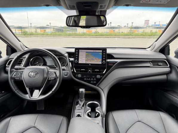 Toyota Camry VIII (XV70) Рестайлинг с пробегом 2021 года, цена 3 100 000 рублей, 97032 км, седан, Автокод Объявления