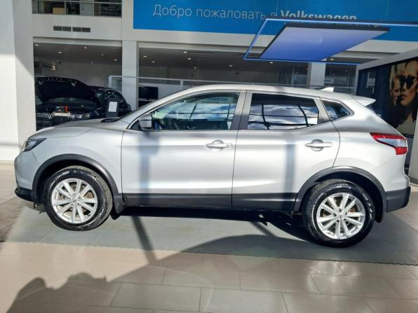 Nissan Qashqai II с пробегом 2018 года, цена 1 949 000 рублей, 46475 км, внедорожник, Автокод Объявления