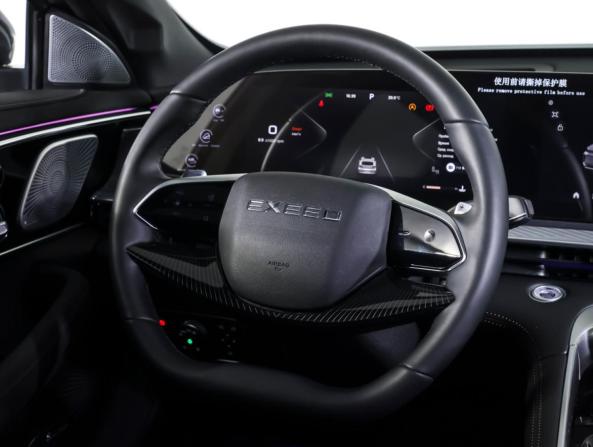 Exeed TXL I Рестайлинг 2 с пробегом 2024 года, цена 2 970 000 рублей, 30503 км, внедорожник, Автокод Объявления