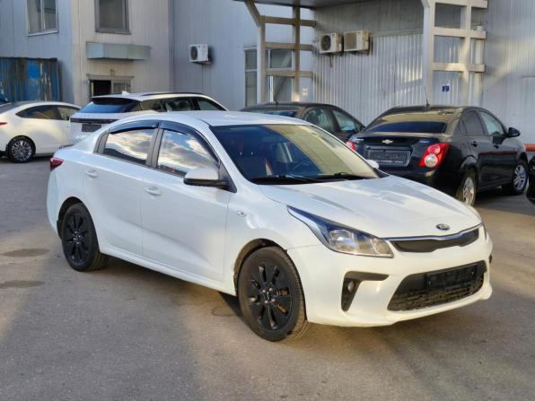 Kia Rio IV с пробегом 2017 года, цена 899 000 рублей, 153212 км, седан, Автокод Объявления