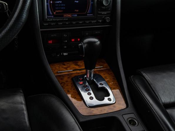Audi S4 III (B7) с пробегом 2005 года, цена 1 474 110 рублей, 128433 км, седан, Автокод Объявления