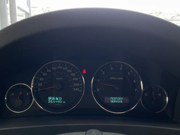 Jeep Grand Cherokee III (WK) с пробегом 2006 года, цена 880 000 рублей, 260000 км, внедорожник, Автокод Объявления