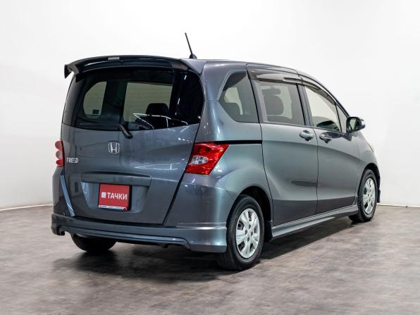 Honda Freed I с пробегом 2010 года, цена 935 000 рублей, 143800 км, компактвэн, Автокод Объявления