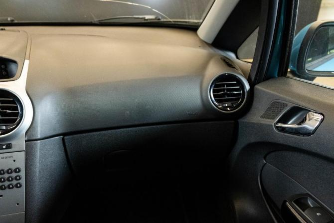Opel Corsa D Рестайлинг II с пробегом 2012 года, цена 650 000 рублей, 90961 км, хэтчбек, Автокод Объявления