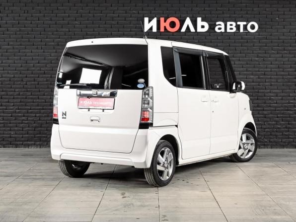 Honda N-BOX I Рестайлинг с пробегом 2017 года, цена 965 000 рублей, 61413 км, минивэн, Автокод Объявления