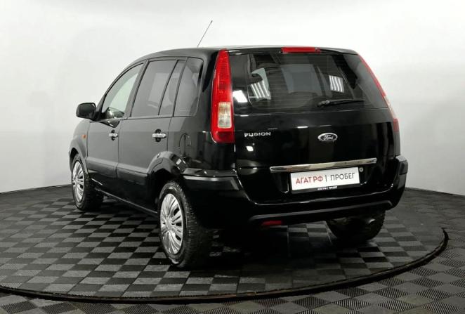 Ford Fusion I Рестайлинг с пробегом 2011 года, цена 550 000 рублей, 209323 км, хэтчбек, Автокод Объявления