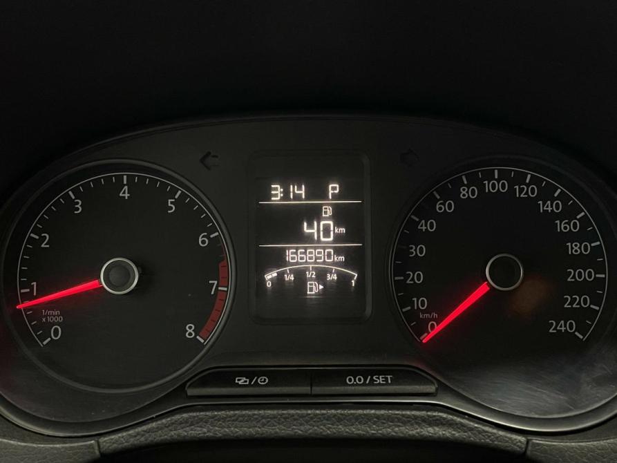 Volkswagen Polo V Красноярск  - изображение 7