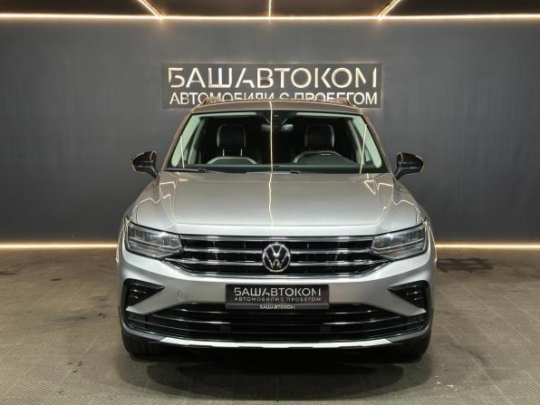 Volkswagen Tiguan II Рестайлинг с пробегом 2022 года, цена 2 680 000 рублей, 140905 км, внедорожник, Автокод Объявления