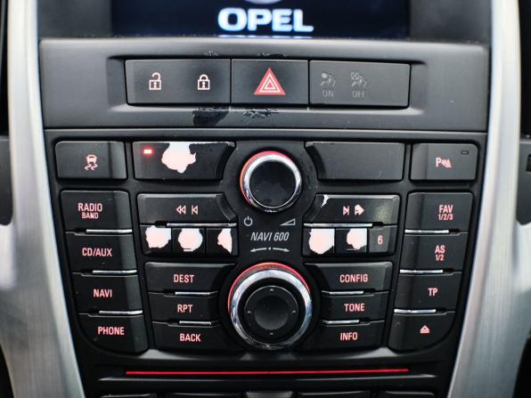 Opel Astra J Рестайлинг с пробегом 2012 года, цена 835 000 рублей, 88245 км, хэтчбек, Автокод Объявления