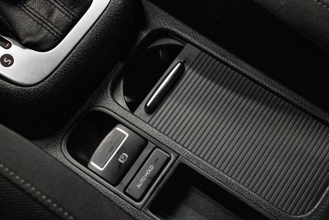 Volkswagen Tiguan I Рестайлинг с пробегом 2013 года, цена 1 459 000 рублей, 221759 км, внедорожник, Автокод Объявления