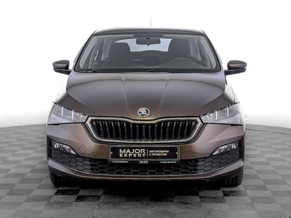 Skoda Rapid II с пробегом 2021 года, цена 1 716 000 рублей, 52946 км, лифтбек, Автокод Объявления