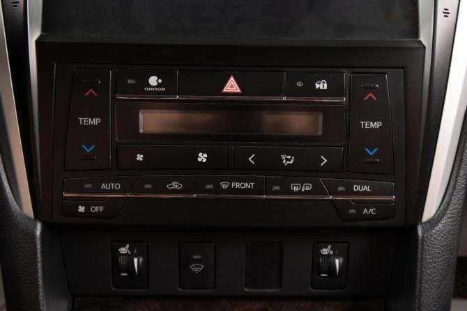 Toyota Camry VII (XV50) Рестайлинг с пробегом 2017 года, цена 1 999 000 рублей, 197331 км, седан, Автокод Объявления