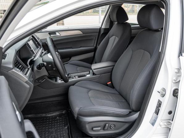 Hyundai Sonata VII (LF) Рестайлинг с пробегом 2018 года, цена 1 806 070 рублей, 97488 км, седан, Автокод Объявления