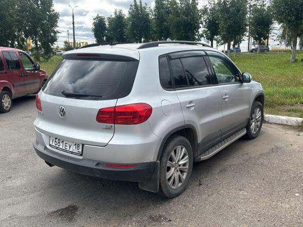Volkswagen Tiguan I Рестайлинг с пробегом 2011 года, цена 1 000 000 рублей, 158675 км, внедорожник, Автокод Объявления