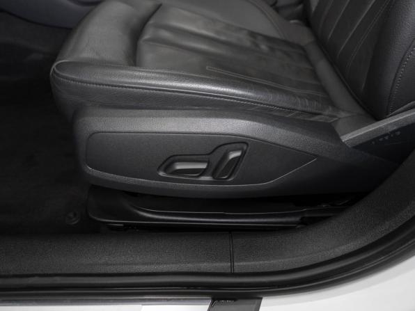 Audi A4 V (B9) с пробегом 2019 года, цена 2 240 000 рублей, 79319 км, седан, Автокод Объявления