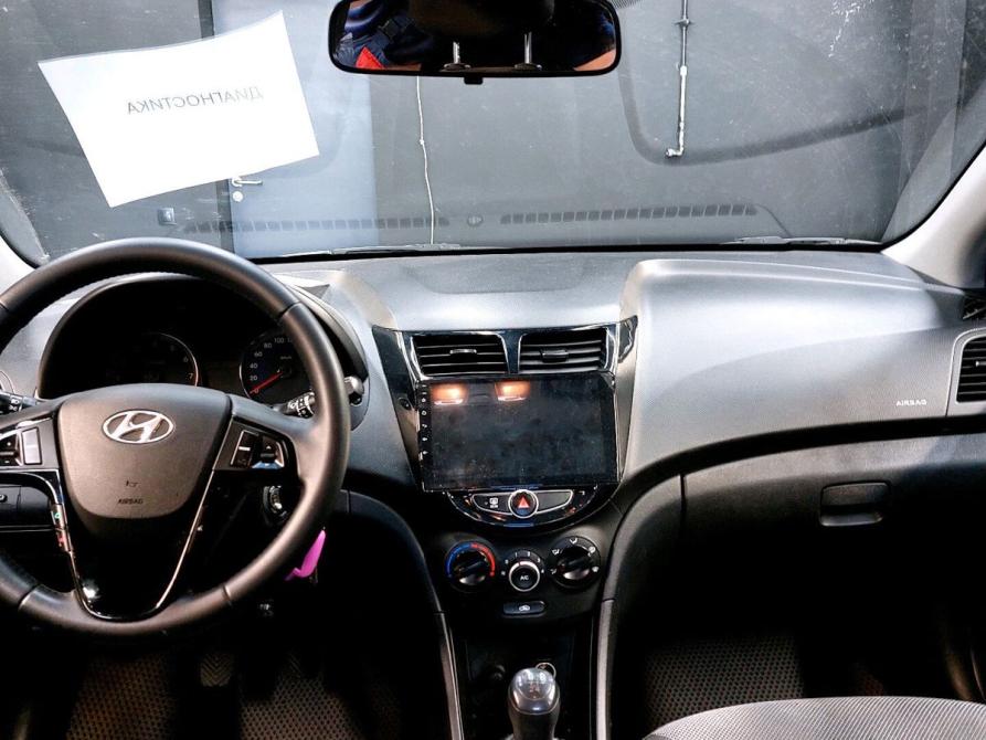 Hyundai Solaris I Москва  - изображение 9
