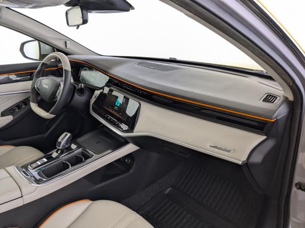 Dongfeng Shine Max с пробегом 2023 года, цена 1 550 000 рублей, 20032 км, седан, Автокод Объявления