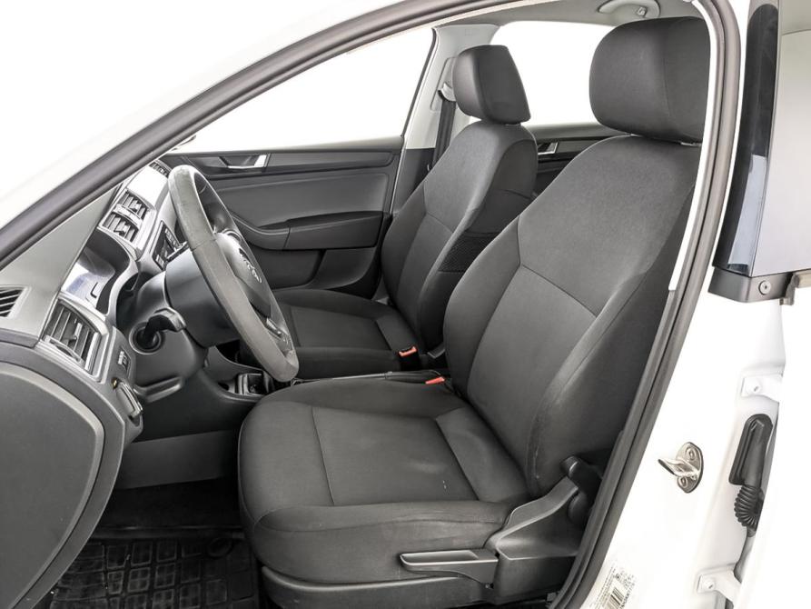 Skoda Rapid I Рестайлинг Москва  - изображение 19