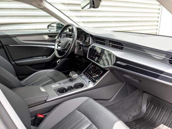 Audi A6 V (C8) с пробегом 2020 года, цена 3 285 000 рублей, 74094 км, седан, Автокод Объявления