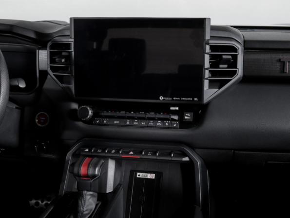Toyota Tundra III с пробегом 2023 года, цена 10 300 000 рублей, 42040 км, offers.body_type.unknown, Автокод Объявления