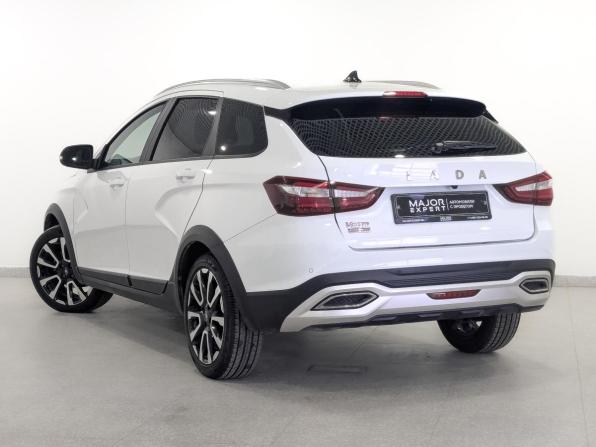 Lada (ВАЗ) Vesta I Рестайлинг (NG) с пробегом 2024 года, цена 1 699 000 рублей, 29004 км, универсал, Автокод Объявления