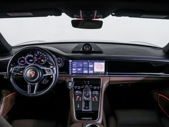 Porsche Panamera II с пробегом 2018 года, цена 8 613 000 рублей, 60298 км, лифтбек, Автокод Объявления