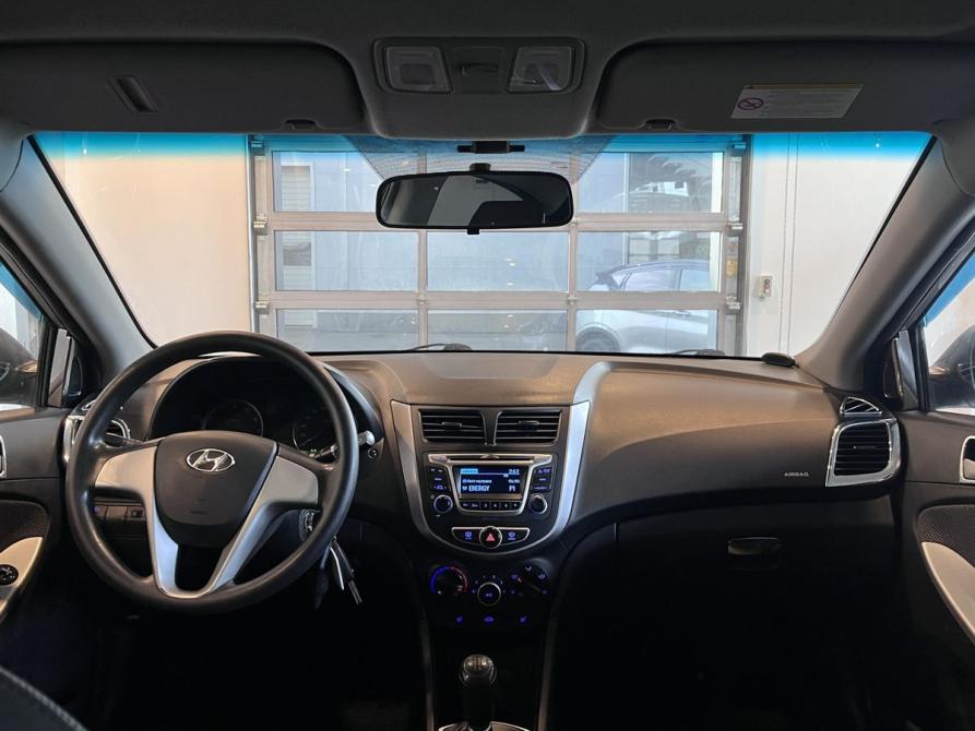 Hyundai Solaris I Чебоксары  - изображение 9