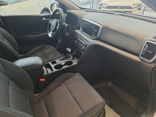 Kia Sportage IV Рестайлинг с пробегом 2021 года, цена 2 582 000 рублей, 91580 км, внедорожник, Автокод Объявления