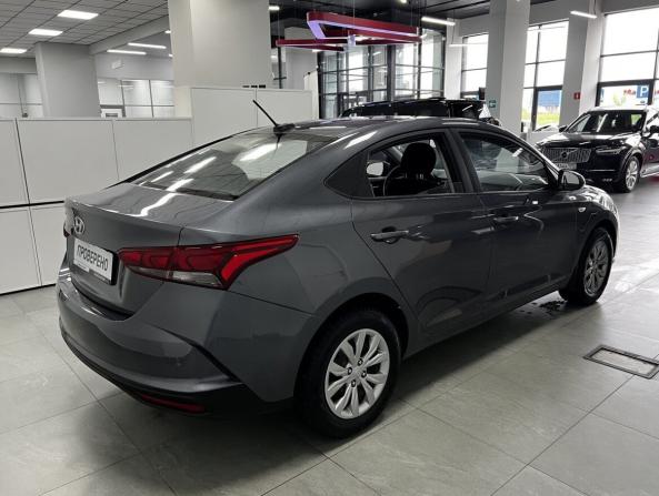 Hyundai Solaris II Рестайлинг с пробегом 2021 года, цена 1 415 000 рублей, 109758 км, седан, Автокод Объявления