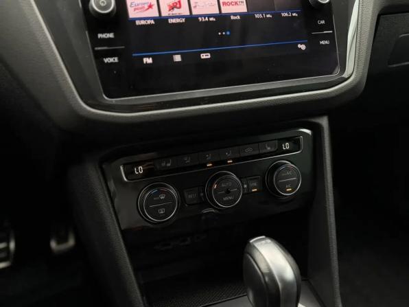 Volkswagen Tiguan II с пробегом 2019 года, цена 2 349 000 рублей, 100989 км, внедорожник, Автокод Объявления