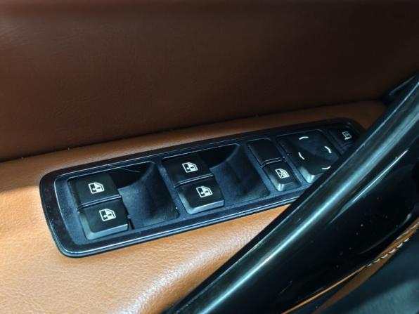 Lada (ВАЗ) Vesta I Рестайлинг (NG) с пробегом 2024 года, цена 1 575 000 рублей, 61876 км, универсал, Автокод Объявления