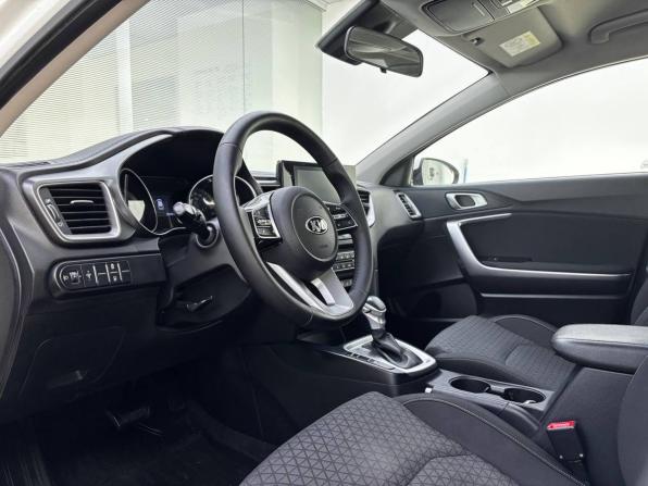 Kia Ceed III с пробегом 2020 года, цена 1 795 000 рублей, 93070 км, универсал, Автокод Объявления