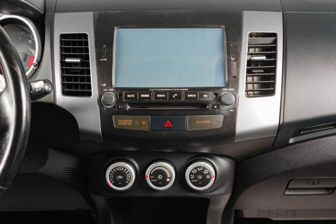 Mitsubishi Outlander II с пробегом 2007 года, цена 1 159 000 рублей, 220800 км, внедорожник, Автокод Объявления