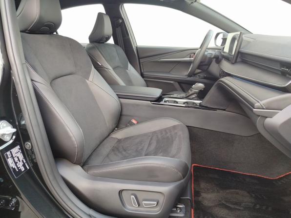 Toyota Camry IX (XV80) China Market с пробегом 2025 года, цена 4 100 000 рублей, 24 км, седан, Автокод Объявления