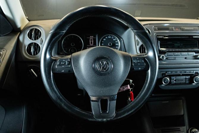 Volkswagen Tiguan I Рестайлинг с пробегом 2013 года, цена 999 000 рублей, 168543 км, внедорожник, Автокод Объявления