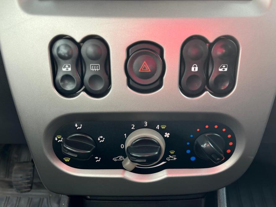 Renault Logan I Рестайлинг Альметьевск  - изображение 12